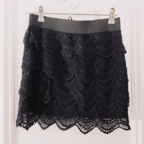 Aeropostale Cotton Blend Scalloped Lace Black Mini Skirt- S - Picture 3 of 14